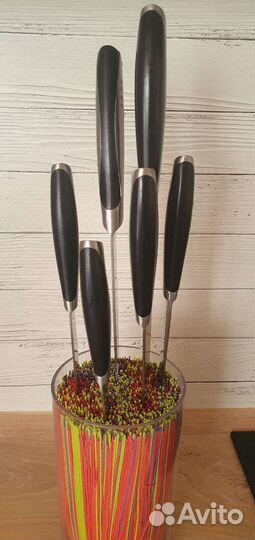 Набор кухонных ножей 6 штук с подставкой