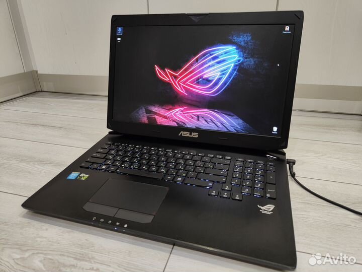 Asus ROG 17.3 / core i7 / SSD+ HDD /GTX 3GB /12 GB