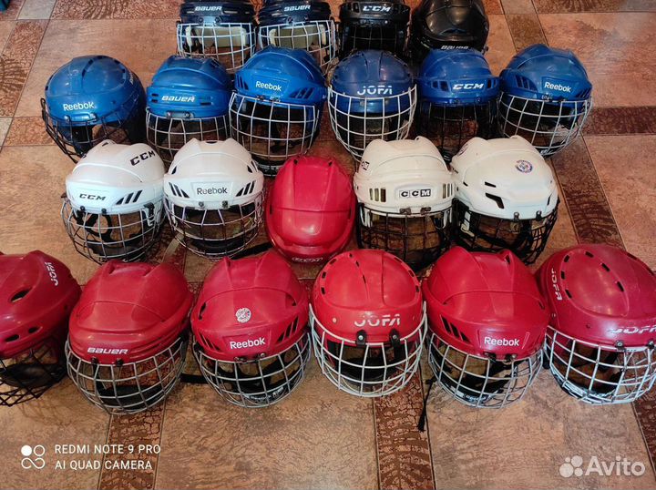 Коньки хоккейные защита щитки краги клюшка шлема