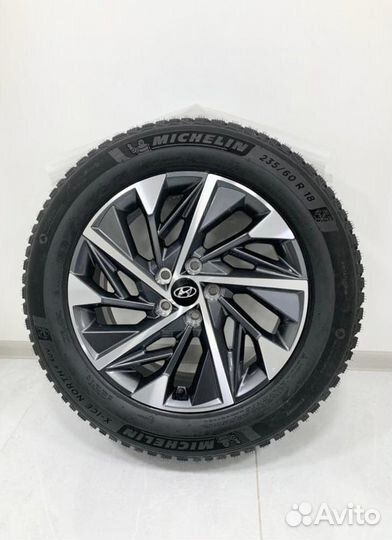 Новые Hyundai Tucson 2022, Michelin 235/55 R18