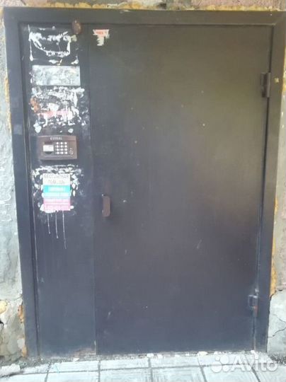 Дверь входная металлическая