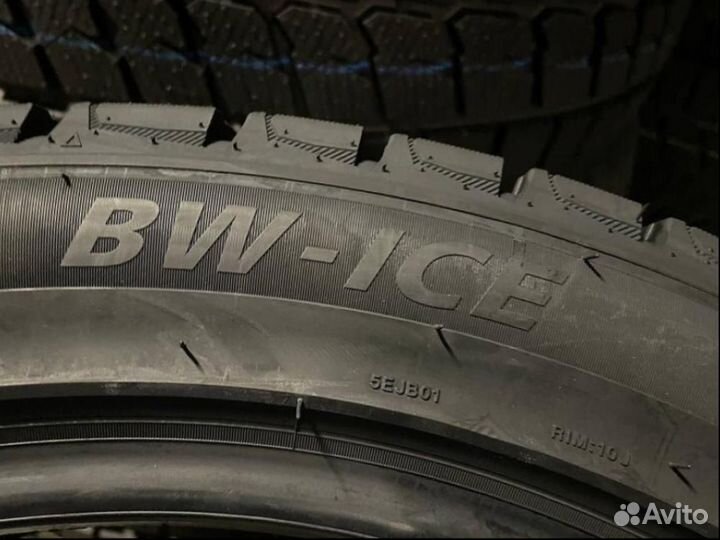 Bearway BW-ICE 285/40 R22 106S