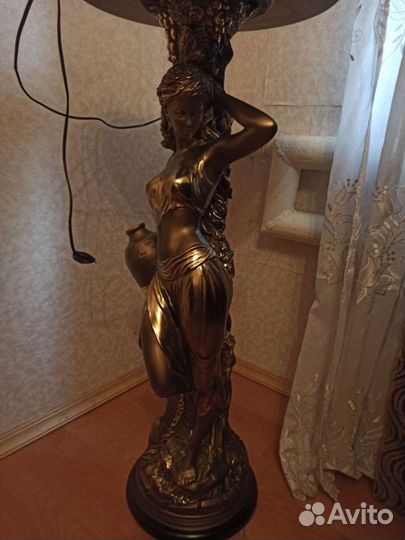 Торшер напольный 