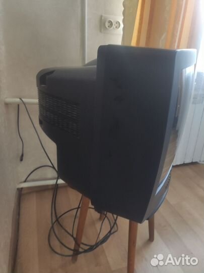 Телевизор samsung