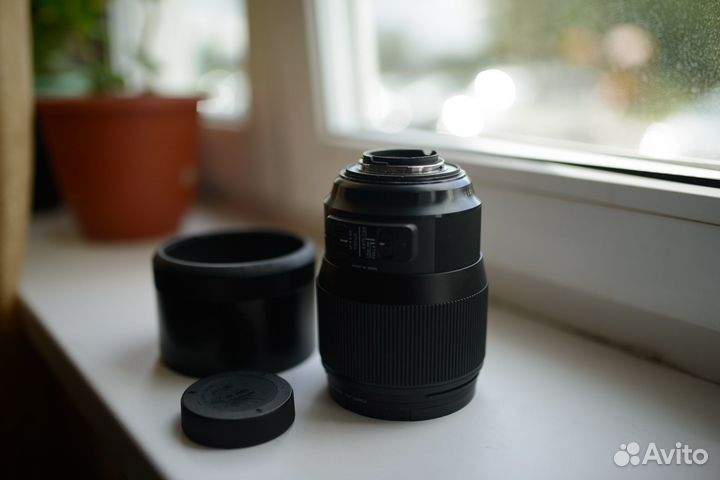 Объектив Sigma AF 135mm f/1.8 DG HSM Art Nikon F