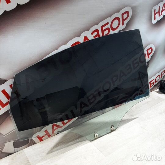 Стекло двери заднее правое Hyundai Solaris седан