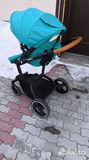 Продам прогулочную коляску