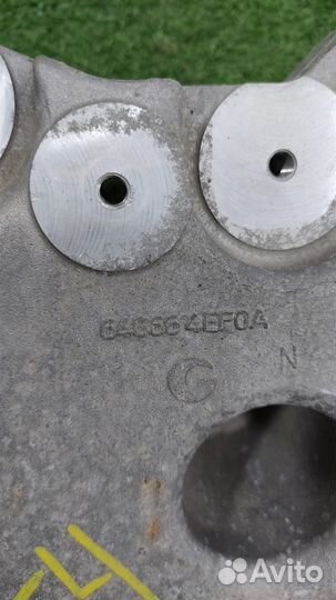 Кронштейн поддона акб Nissan Qashqai J11 2014