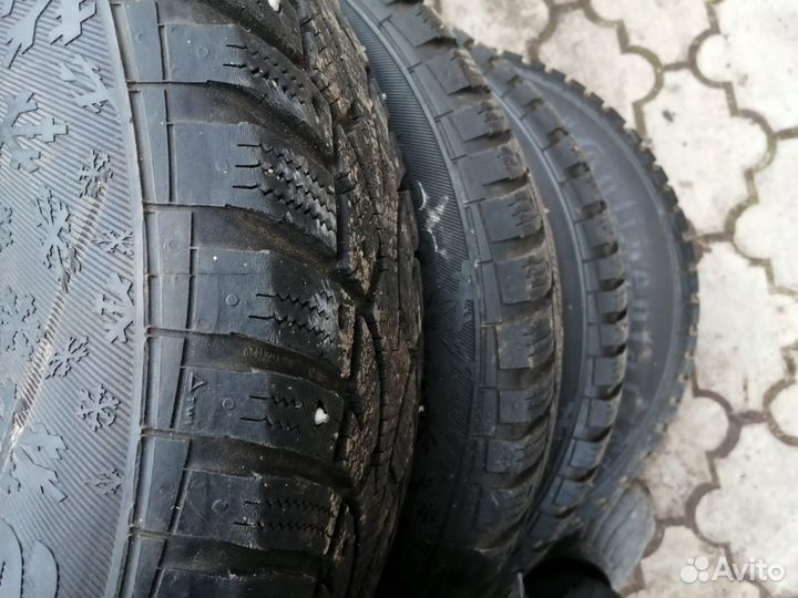 Advance AR201 225/70 R16
