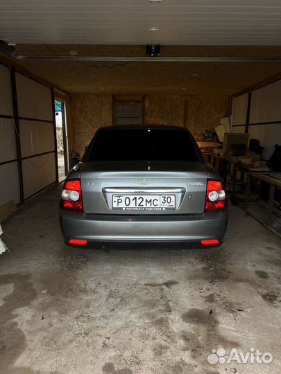 Фары на priora