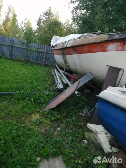 Продам яхту