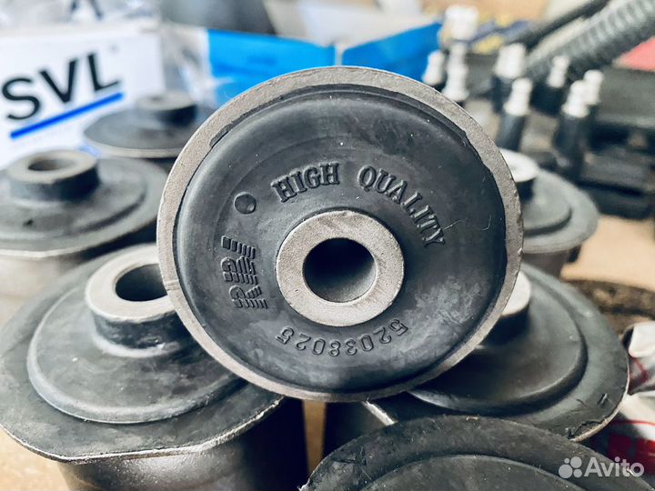 Сайлентблоки jeep grand cherokee zj wj