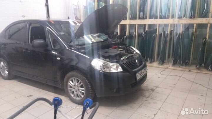 Лобовое стекло на Сузуки Сх4