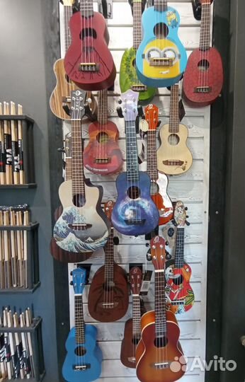 Новые гитары, укулеле, электрогитары, бас-гитары
