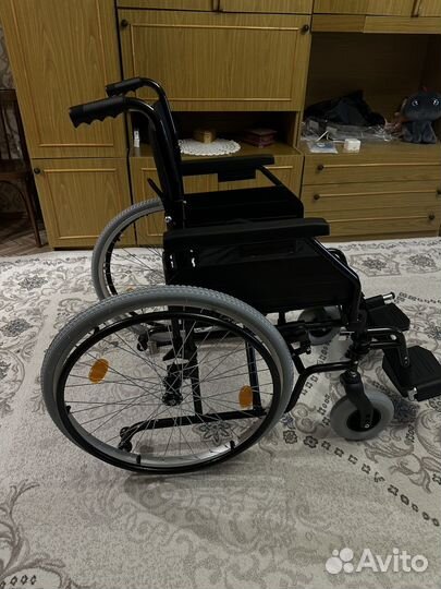 Коляска инвалидная новая
