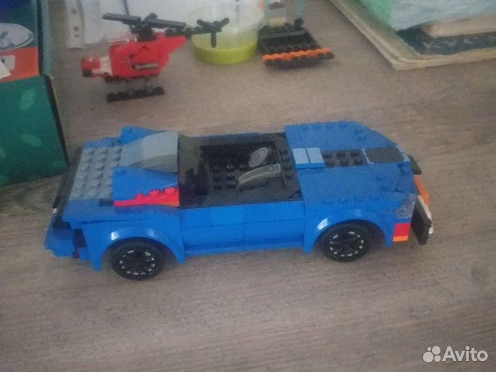 Машина лего полиция