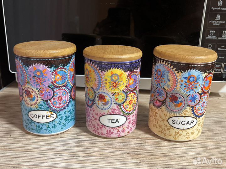 Набор керамических баночек