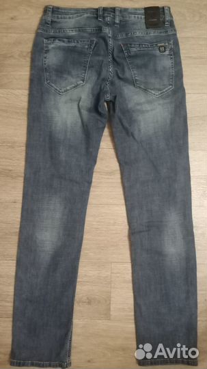 Продам отличные джинсы на подростка - размер 29