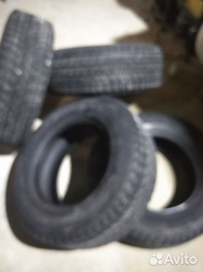 Bridgestone Blizzak DM-V1 265/65 R17 28V