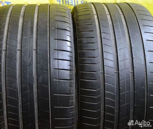 Pirelli P Zero PZ4 315/30 R22