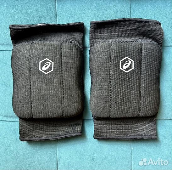 Наколенники