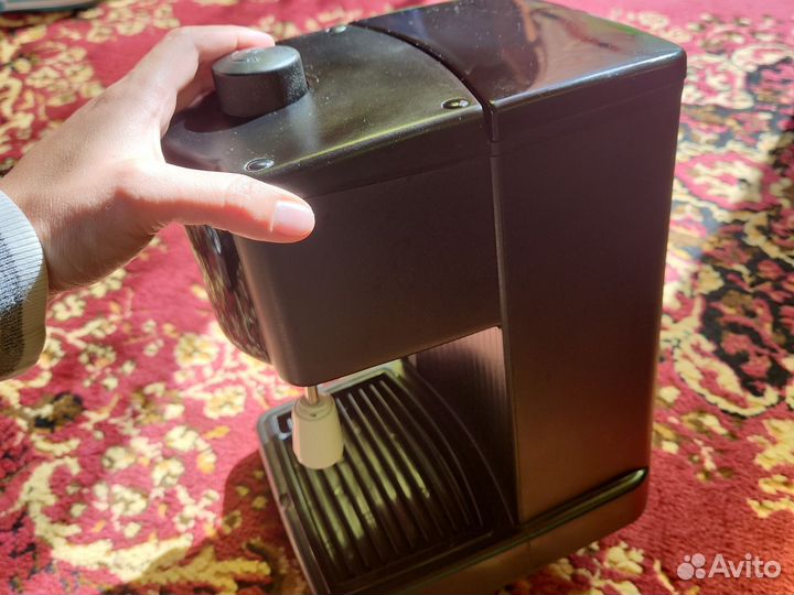 Кофеварка delonghi