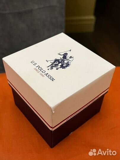 Часы наручные