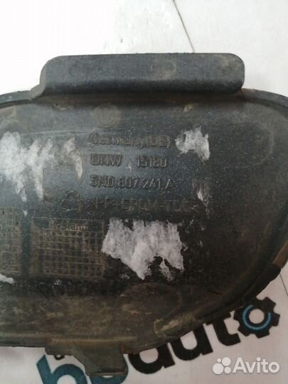 Заглушка буксир крюка переднего бампера