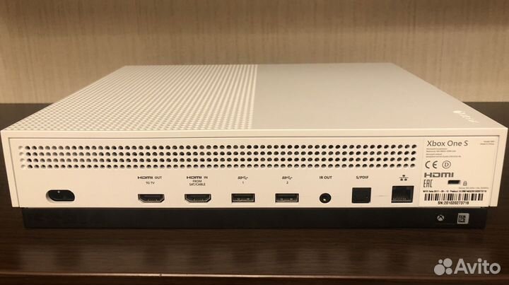 Игровая приставка xbox one s