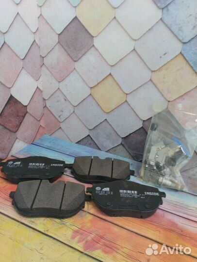 Передние тормозные колодки Каравелла Мультивен 6