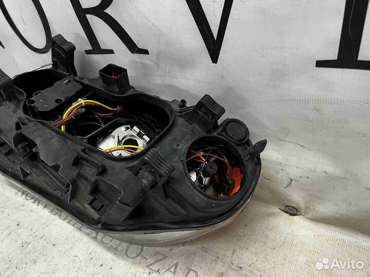 Фара правая Volvo XC-70