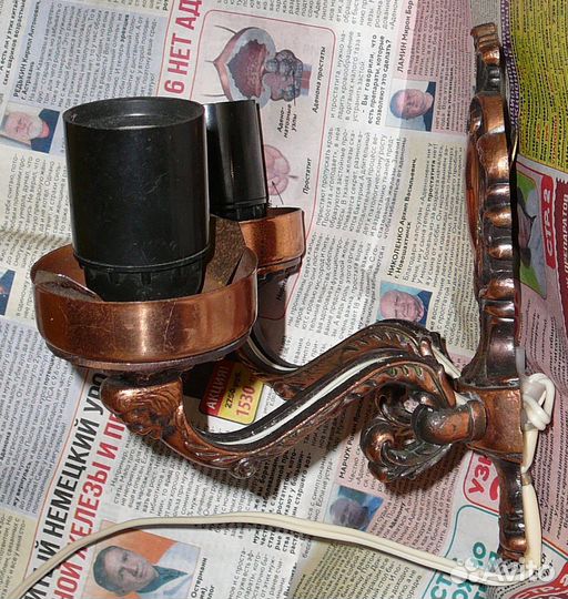 Бра двухрожковое электрическое без плафонов