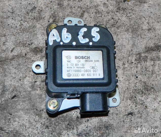 Моторчик заслонки Audi A6 C5 4B1820511B