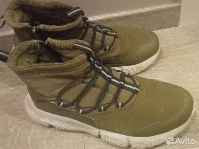 Кроссовки зимние 41