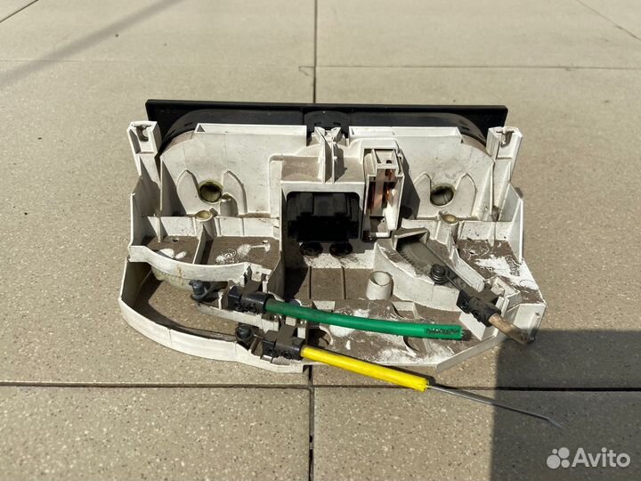 Блок управления печкой Volkswagen Golf 4