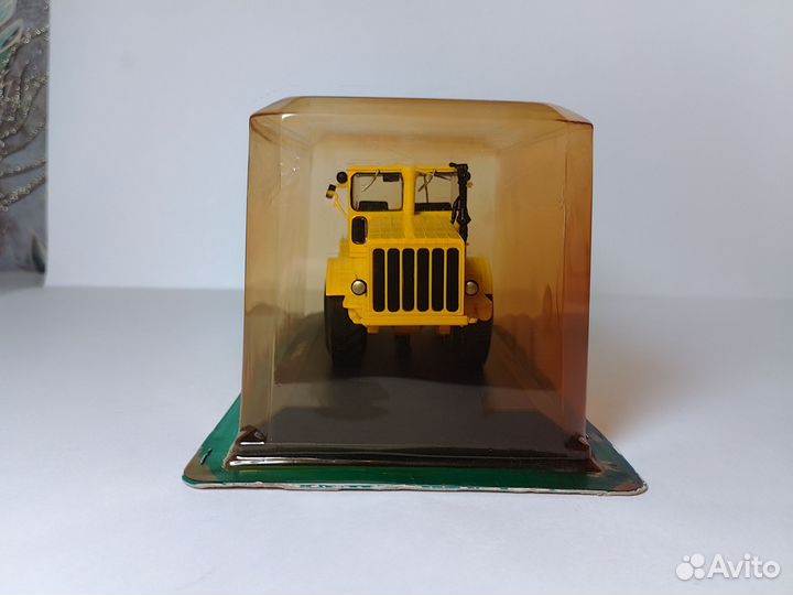 К-700 Кировец Hachette 1:43