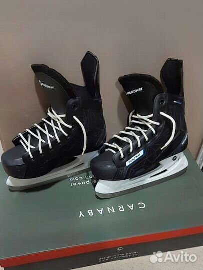 Коньки хоккейные для мальчика 38 размер