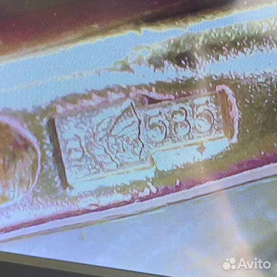 Золотые серьги с камнями 585пр. вес: 3,43гр