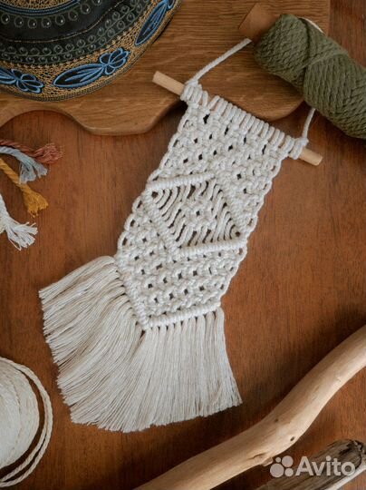 Настенное макраме панно