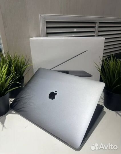 Apple MacBook Pro 13 2022 m2