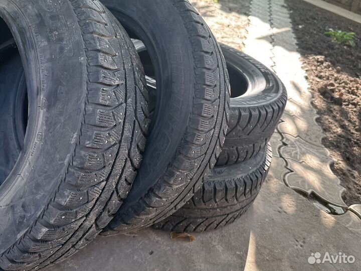 Bridgestone Ice Cruiser 7000 175/70 R14 84B