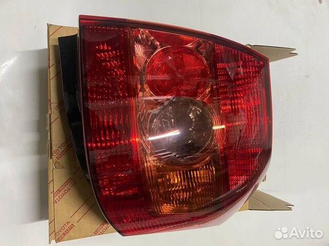 Фонарь задний левый corolla. Новый. Оригинал