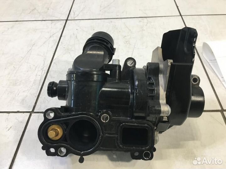 Насос водяной помпа Audi А4 В8 8K2