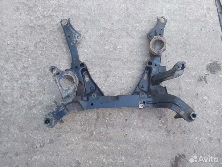 Балка подмоторная BMW 5 E60xi