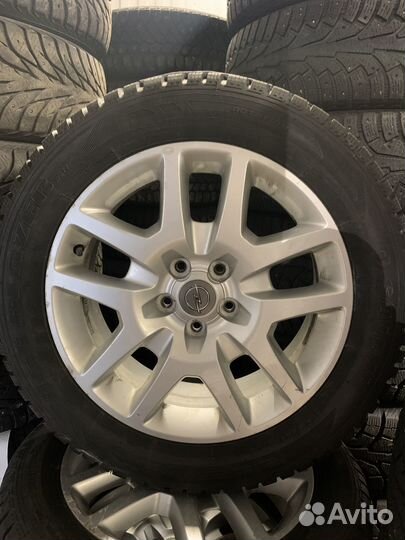 Sailun Ice Blazer Arctic SUV 235/55 R18