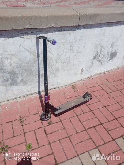 Прочный трюковой самокат yezz pro stunt