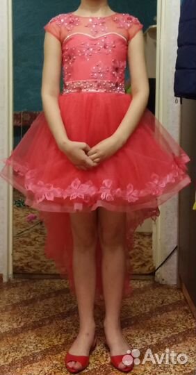 Продам платье