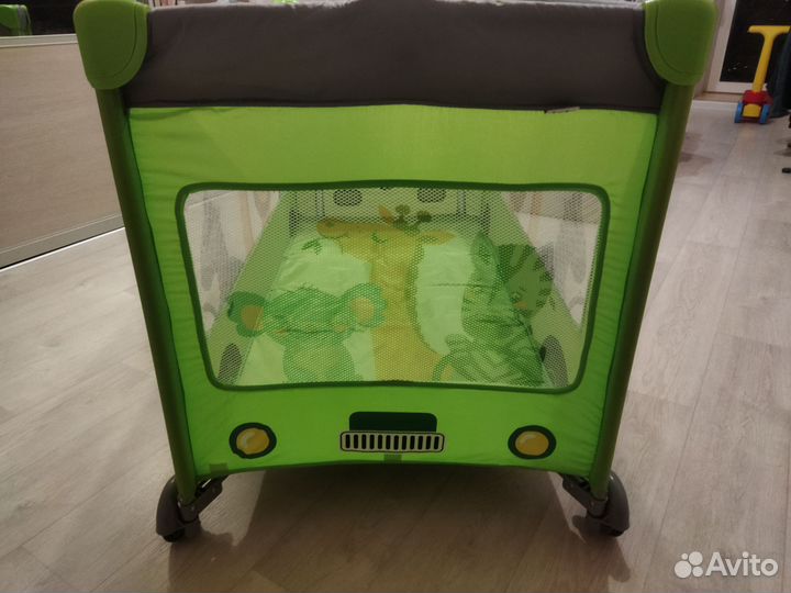 Манеж детский складной