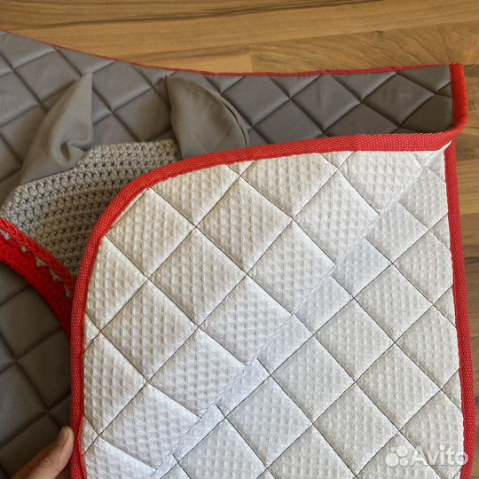 Вальтрап, уши