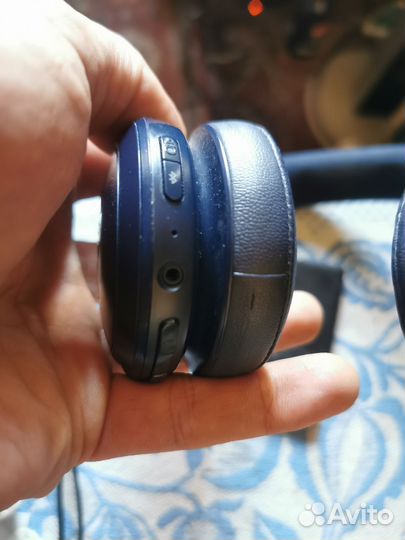 Беспроводные наушники jbl live400bt